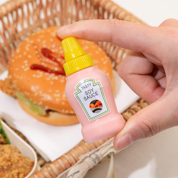 Pack of 02 Kitchen Portable Seasoning Bottle Mini Ketchup Bottle Oil Bottle Small Jar Salad Soy Sauce Spray Bottle Ketchup Honey Mustard - Image 3